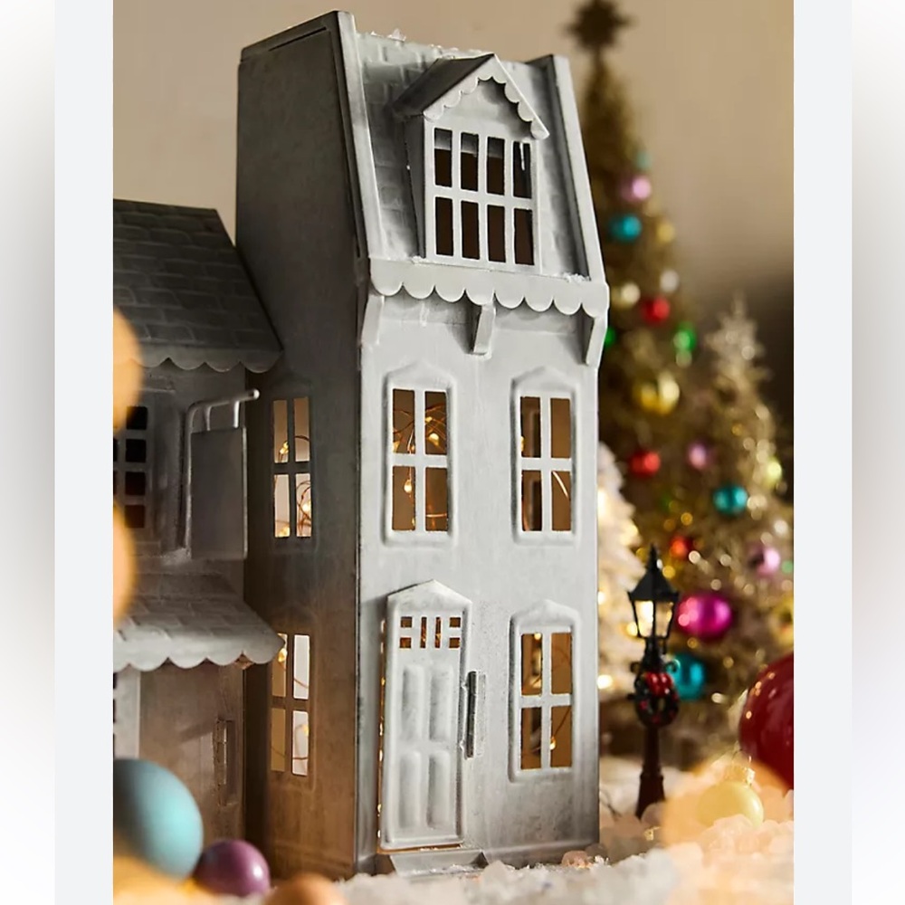 Anthropologie Terrain Concordville Zinc Mansard House Christmas Village NWT RARE
